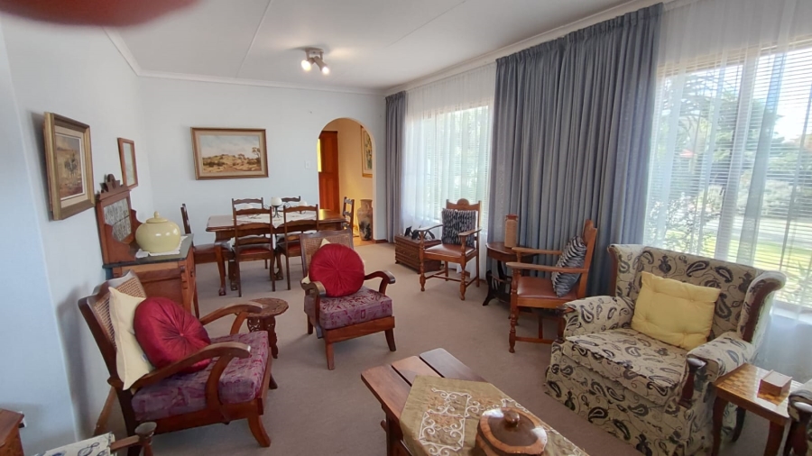 3 Bedroom Property for Sale in Stilbaai Wes Western Cape